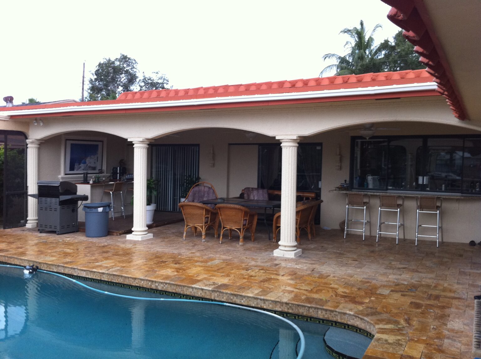 Covered patio with columns
